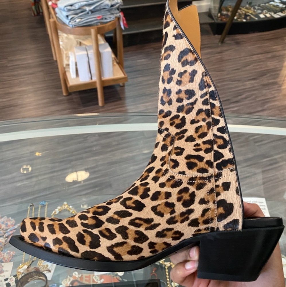 R13 backless boots